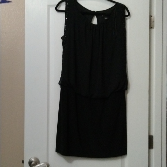 Formal black sleeveless dress - Picture 1 of 4